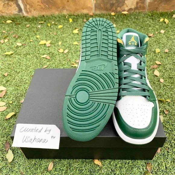 Men’s Nike Air Jordan 1 mid white green shoes - Picture 4 of 4